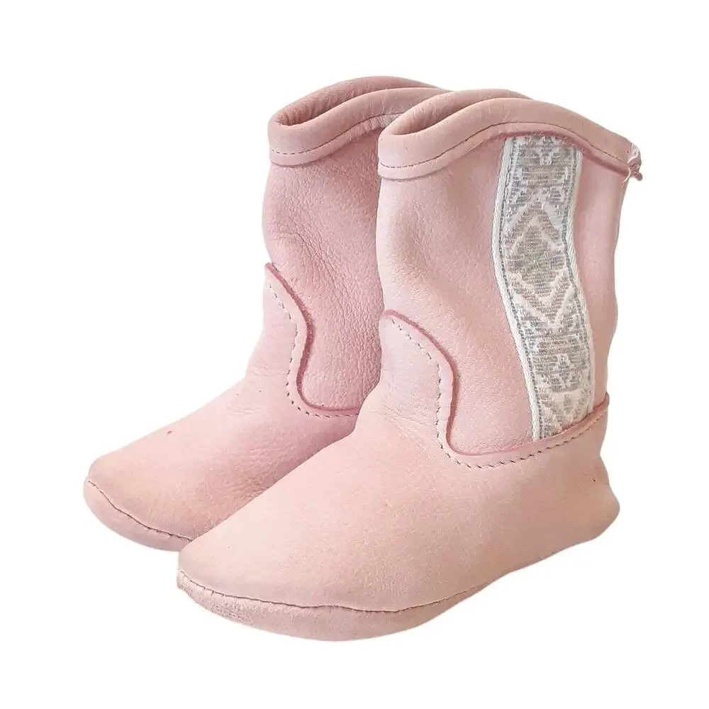 Taos Vintage Baby Moccasins Native American Booties Toddler 2/3 Leather Pink